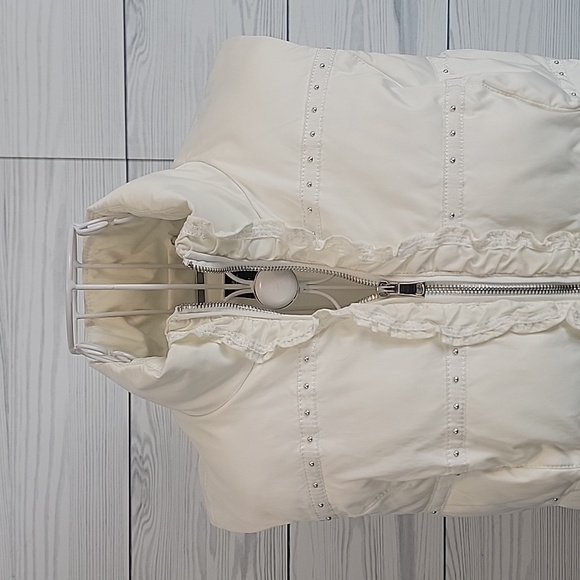 WHBM puffer vest - ivory Women's Size M - Picture 2 of 11